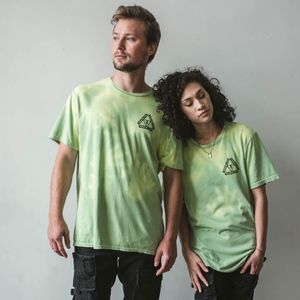 🔥TOUCH ME & DYE unisex color changing t-shirt